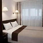 Budowlani Wellness & Medi Kompleks 3*