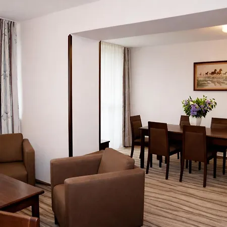 Budowlani Wellness & Medi Kompleks Hotel