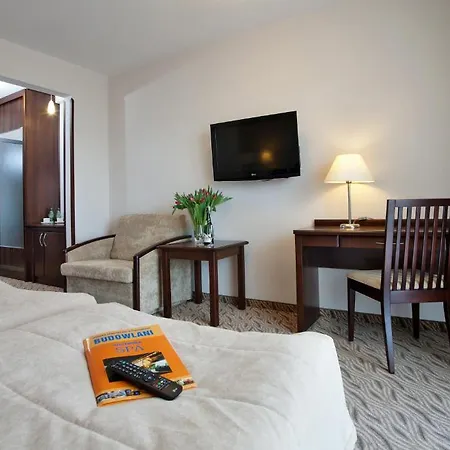 Hotel Spa Budowlani
