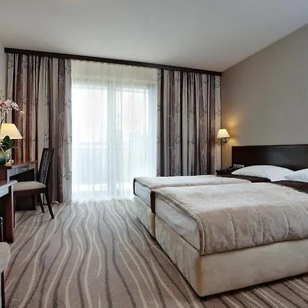 Budowlani Wellness & Medi Kompleks Otel 3*